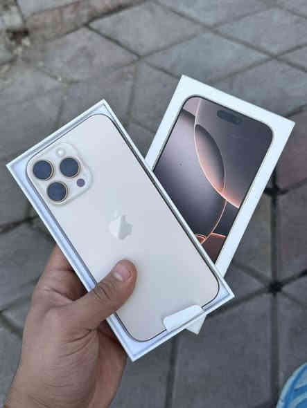 السلام عليكم عندي آيفون 16 برو ماكس ماستر 
بطارية 100 ذاكرتة 256 نضافة 100/100 شخط 
واحد ما بي محلقات كاملة الهاتف *********** 
السعر مليون 475 قفل مكاني بغداد
