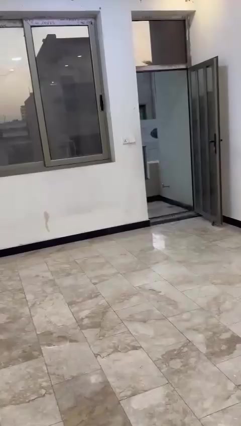 شقق للايجار ثلاث غرف وصاله كرادة داخل قرب مجمع الليث شركات عوائل
***********
