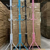 علاقة ملابس • قاعدة ثلاثية • ١٦٥سم