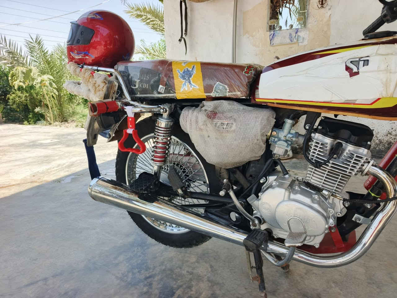 السلام عليكم موطور للبيع
سونك 4كير
موديل 2024 نضافه فول
محرك ما مفتوح بالشرط
كهربايات كلهه شقاله
نشرات مفول 
موطور شوف العين
نشاط فول كامل
موطور وضع شركه
منفيس موجود 
كامل ما ناغصو برغي
موطور احله من الصوره
سعر 625وبي مجال قليل 
مو شراي لا تتعبني ولا تكسر بالسعر
مكاني، الزاب، الصباغيه
ه‍‍ ***********
وحياكم الله

