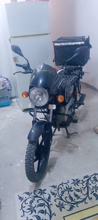 بوكسر موديل 22 أوراق كامله نضيفه مكينه ناعمه خير من الله رايدهه بمليون...