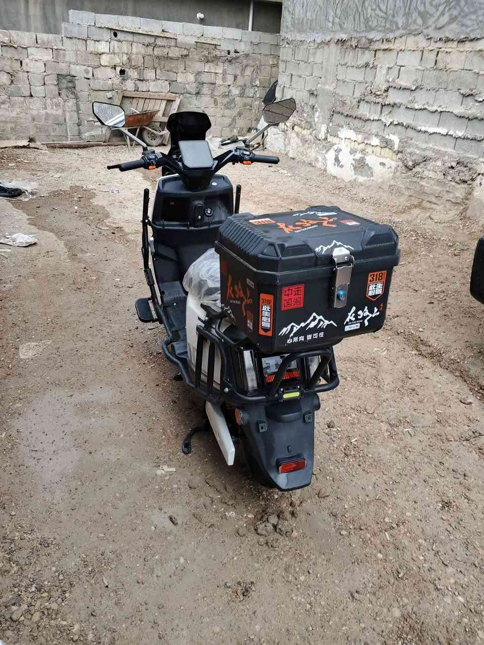 دراجه موديل 25دراجه مستخدمه شهرين وصل الشركه موجود دراجه كلشي مناقص بيها كامله ومكمله رايدها. بمليون /1.000هذا رقمي ***********واتساب مكان الدراجه ابو اغريب شارع الحدادين الدراجه تمشي 60كيلو سرعتها 90حقيقي
