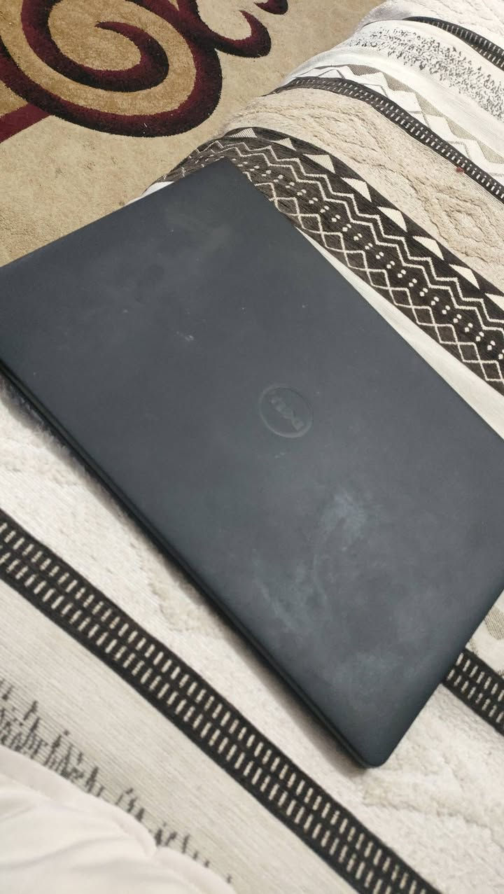 لابتوب للبيع
ويا شاحنه اصليه وماوس وباده 
هاي مواصفاته 
ماخذه للدراسه ب 100 مكاني بغداد المشتل


**إذا كنت صاحب هذا الإعلان وتريد حذفه لأي سبب، رجاءا أرسل رسالة إلى الدعم الفني**