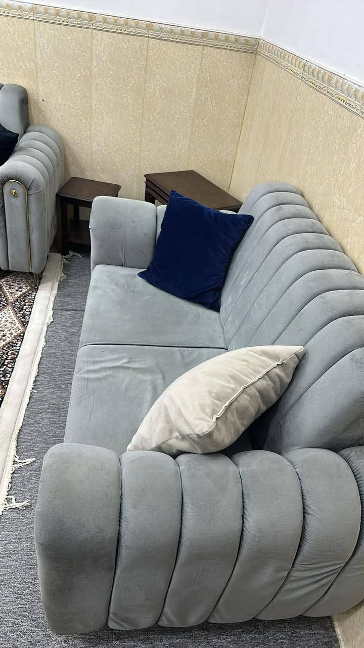 بۆ فرۆشتنە پاک و خاوینە لە هەولێر12 نەفەریە ***********
