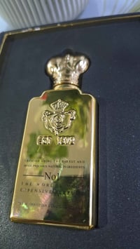 مكياج • مستحضرات تجميل