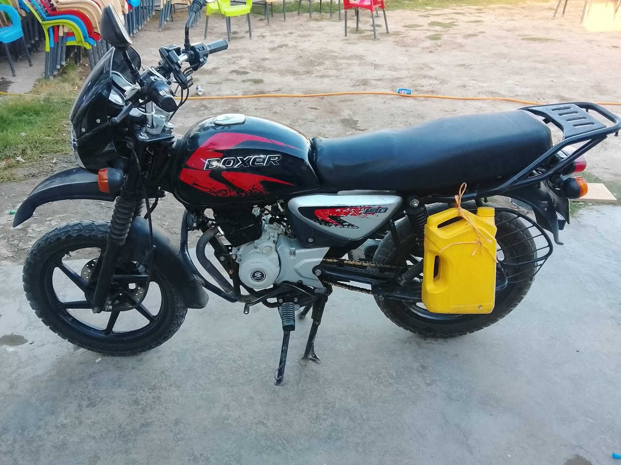 دراجه بوكسر رقم بغداد تحويل ثاني يوم موديل 23 بيها نواقص زنجيل تاير خلفي ممسوح اوشخاطه مال السلف مكينه مكفولة مكانها بغداد الشعلة السعر 2100 للاستفسار الاتصال على الرقم التالي ***********
