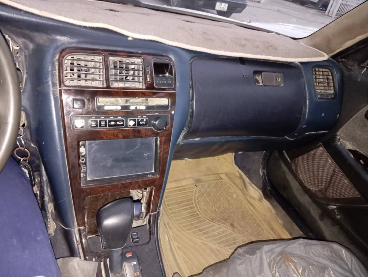 مارك نفخ 93 رقم الاماني نجف لونه اسبنتي
سياره كفاله من الكص ونقل جثه والضربه القويه محرك
فيفتي  2500مال راس الثور فيشه وحده
سياره محرك حداديه تخم تاير كهربائيات
خير من الله ترايك البصره
غرفته حلوه
مكان السياره النجف  سعر 47$
تريد مداور تريد وكاله
سنويه ساقطه بل2024
***********
