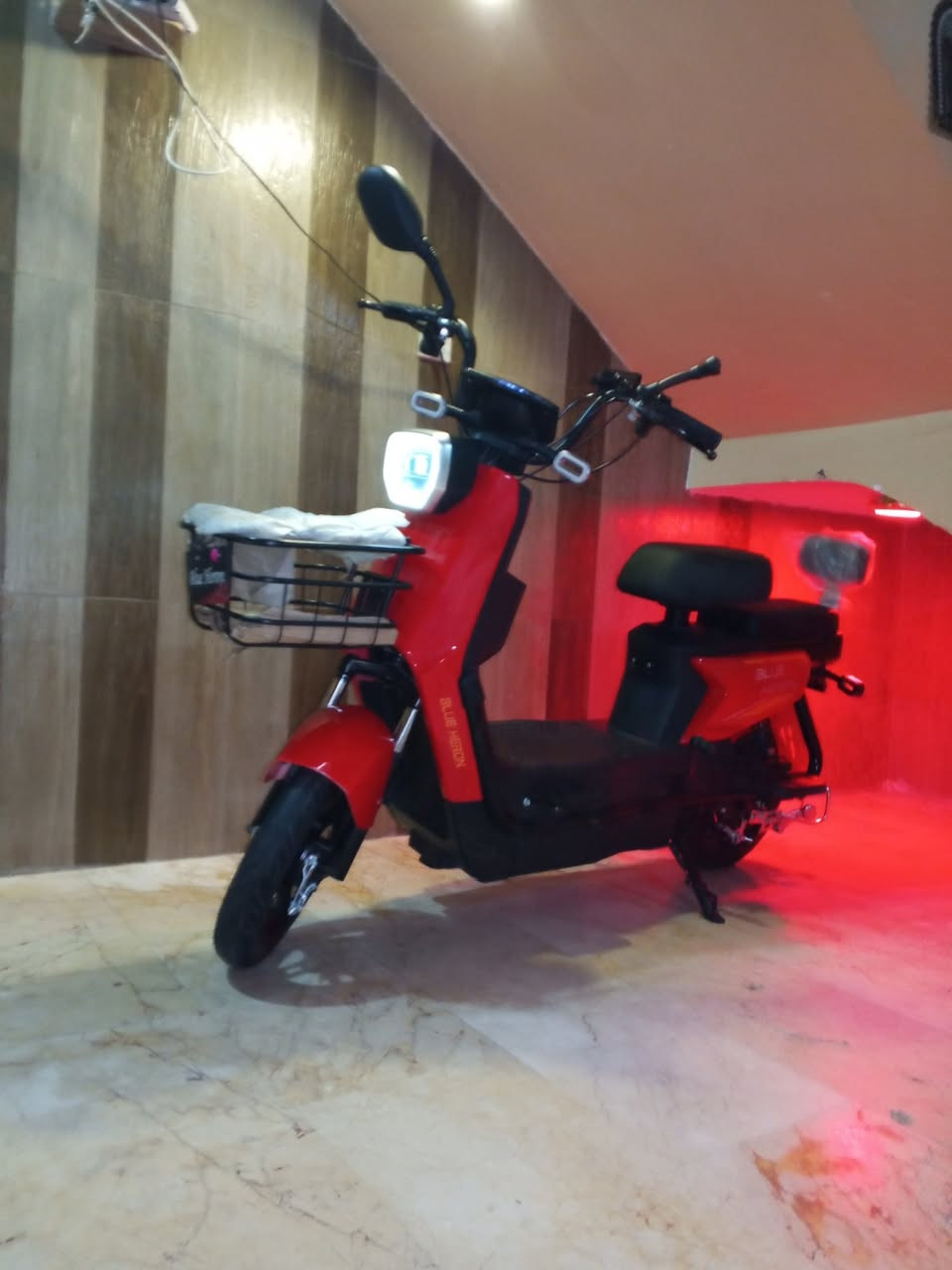 دراجة شحن للبيع
مكاني بغداد حي الجهاد 
السعر 400
***********
