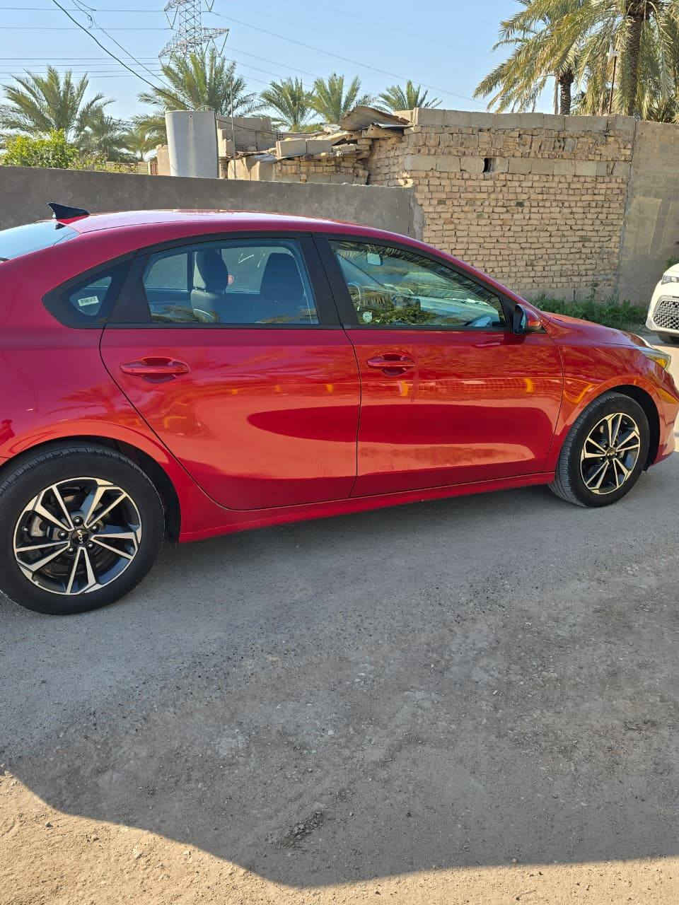 فورتي موديل ٢٤ بدون رقم  منفيس بسمي  ايرباك فقط كشن صبغ باب سايق سياره اليوم داخلت العراق بالعافيه الي تكون من نصيبه  العنوان المسيب  ***********
