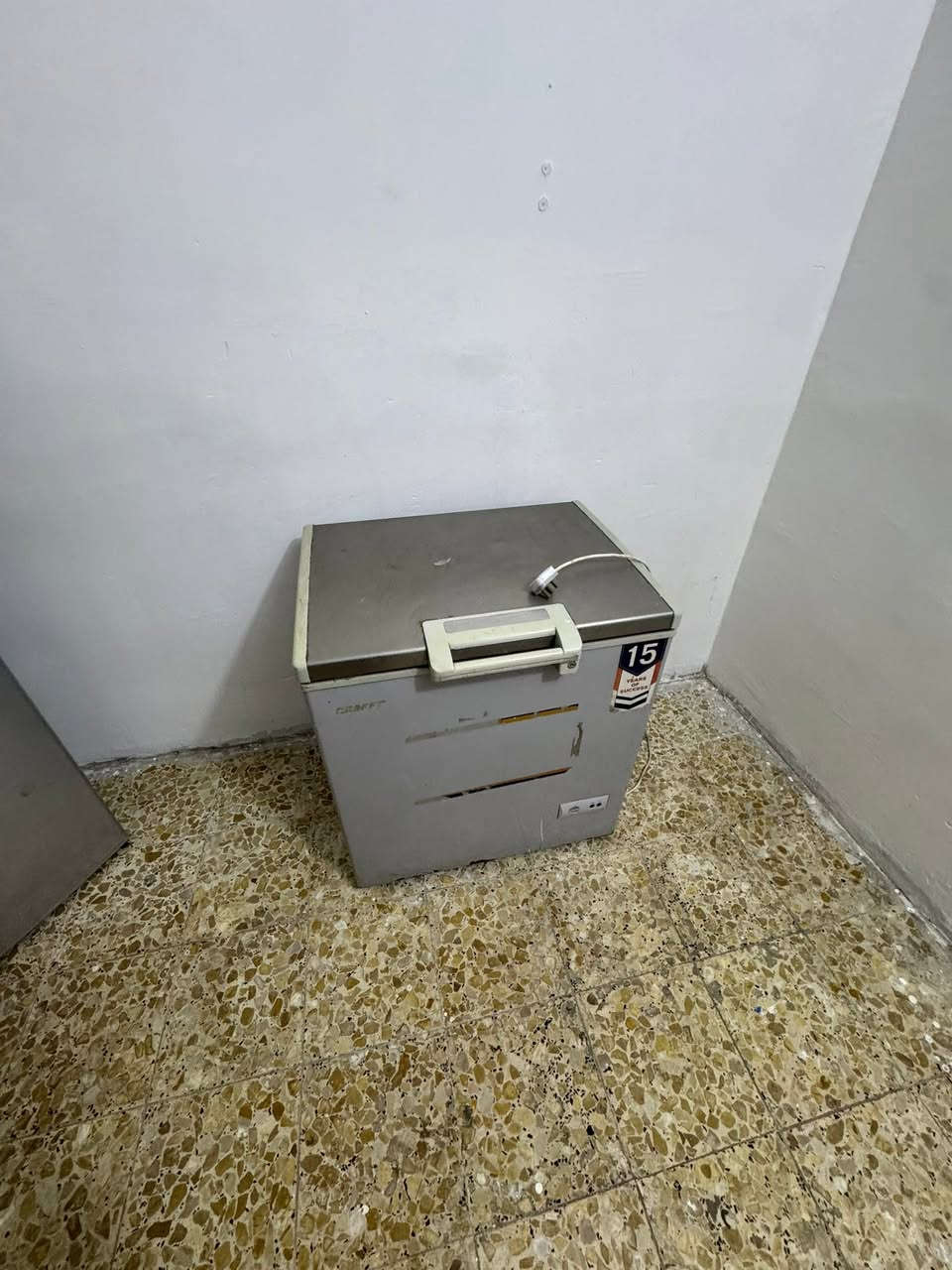 غراض بيت للبيع كلش نضيفات 
***********
