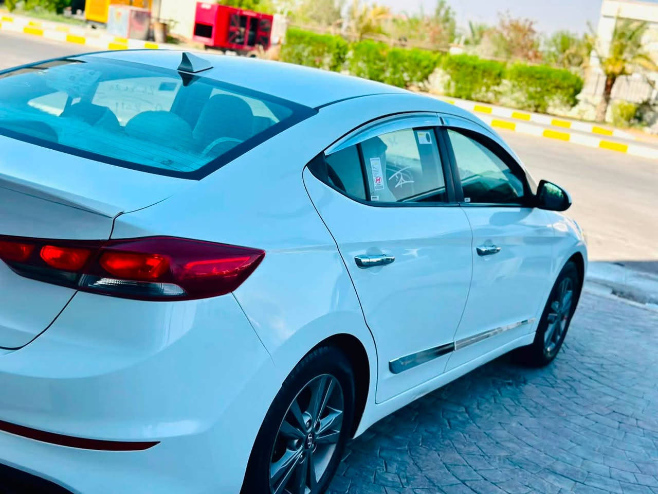 السلام عليكم…
للبيع بسعر مناسب جدا 104$ اعتذر عن الاقساط والوعده
هونداي الالنترا 2017 وارد امريكي لون ابيض (ثلجي) رقم انبار انكليزي (15) بااسمنا سنويه جديد لغاية 2030 هزه جديدة شرط التحويل…
سيارة داخله كلين بدون ضرر بيها بنيد صبغ فقط رش بدون معجون اثر تكشير ومكانين ع حك شبر صبغ اثر تكشير والباقي مكفول من كلشي ….. بدون دواخل… صور السونار وصور الضرر ورقم الشاصي مرفق مع الصور …
سيارة جاهزة بدون اي نقص…..
محرك 4/2000 سلندر …دوش المرغوب …محرك بلادي…
شرط محرك وكير وصدر وكهربائيات وتبريد وتدفئة وتخم تاير سيارة جاهزة من كلشي….
مواصفات ( 5 ويل كب كروم ونقطه عمياء وتحكمات وشاشه وكامره وحساسات 3 انظمه قياده مانع تزحلق يدات نكيل وبعد بيها اهواي مواصفات مايحتاج اذكرها)…
العنوان/ صلاح الدين/ تكريت/ القادسية…
السعر 104$ اعتذر عن الاقساط والوعده…
للاستفسار ***********
