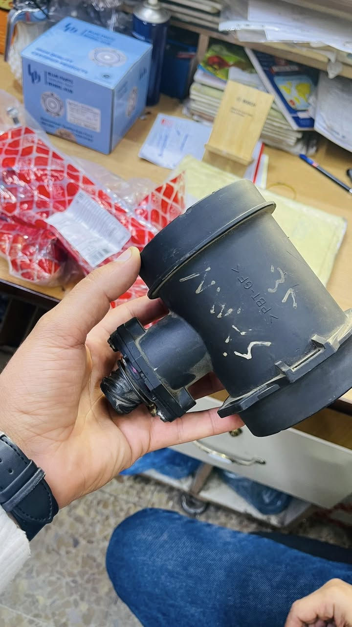 السلام عليكم ايرفلو مال كصه كاسح 740 سعر 125الف شرط شغال ومضبوط  مكاني موصل ***********
