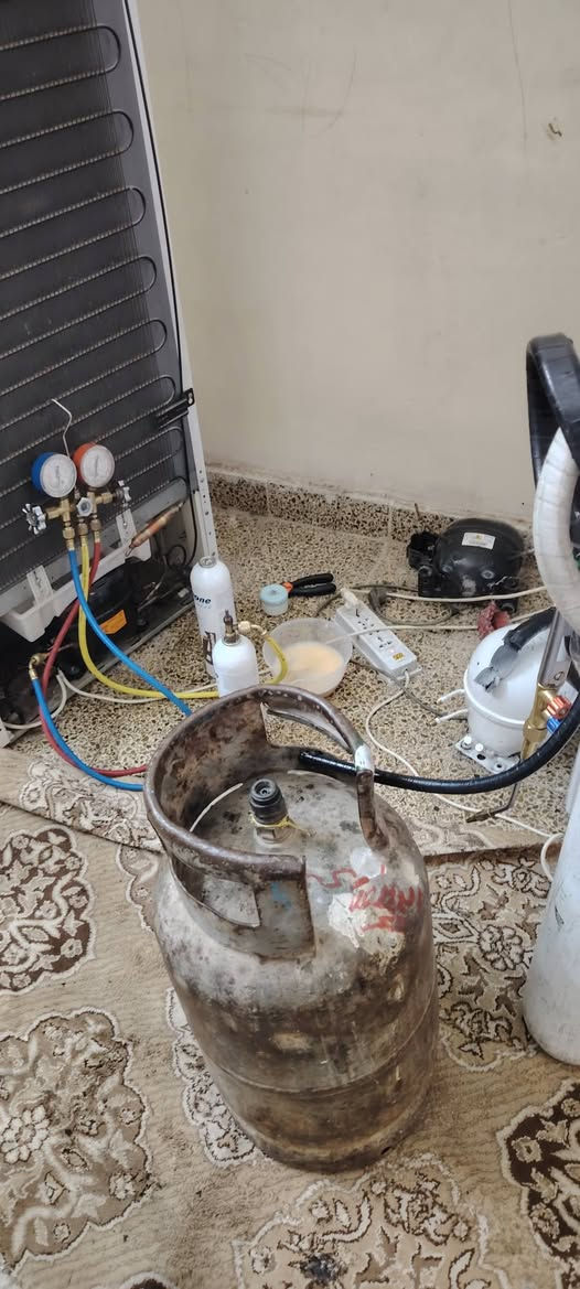 صيانه ثلاجات مجمدات جميع اجهزة التبريد
🧰(((ورشة متنقلة في جميع أحياء كركوك)))
 🧑‍🔧🧑‍🔧صيانة موقعية داخل منزلك لصيانة وتصليح 🧑‍🔧🧑‍🔧
#االثلاجات ..🫕♨️
#البرادات🌀
#عارضة المحلات🔌
#صيانة السبالت🚿🪛🔧
#صيانه غسالات اوتوماتيك وعاديه 
#تصليح الأجهزة الكهربائية المنزليه🏘️
#بادارة: ورشة اسطه مهند كركوك
#ضمان_امان_شغل_درجه_اولى
💥للاستفسار.... ⬇️☎️
***********
ملاحضه مانطلع اله وانت راضي
💫🙏💫🙏🙏💫🙏🙏💫🙏💫
