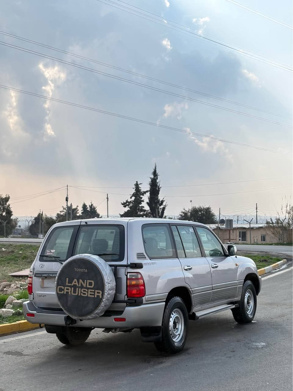 مۆنیکا ۲٠٠۲ ناو زەرد سالاجە تەبرید مەرکەزی دەبل ئیرباگ ٤ تایە ویل لۆک توند تۆل گیرو مەکیبە دەبل ئەکسل بە شەرت پارچەک پەلیەک بۆیاغی هەیە قرچی بچوک هەیە رەقم و سەنوی نویە ۱٥۳$ مەجالیکی کەم 
٠۷٥٠٦۳٥۳۱۳۱
٠۷۷۱٦٤٥۳۱۳۱ كويسينجاك, أربيل


**إذا كنت صاحب هذا الإعلان وتريد حذفه لأي سبب، رجاءا أرسل رسالة إلى الدعم الفني**