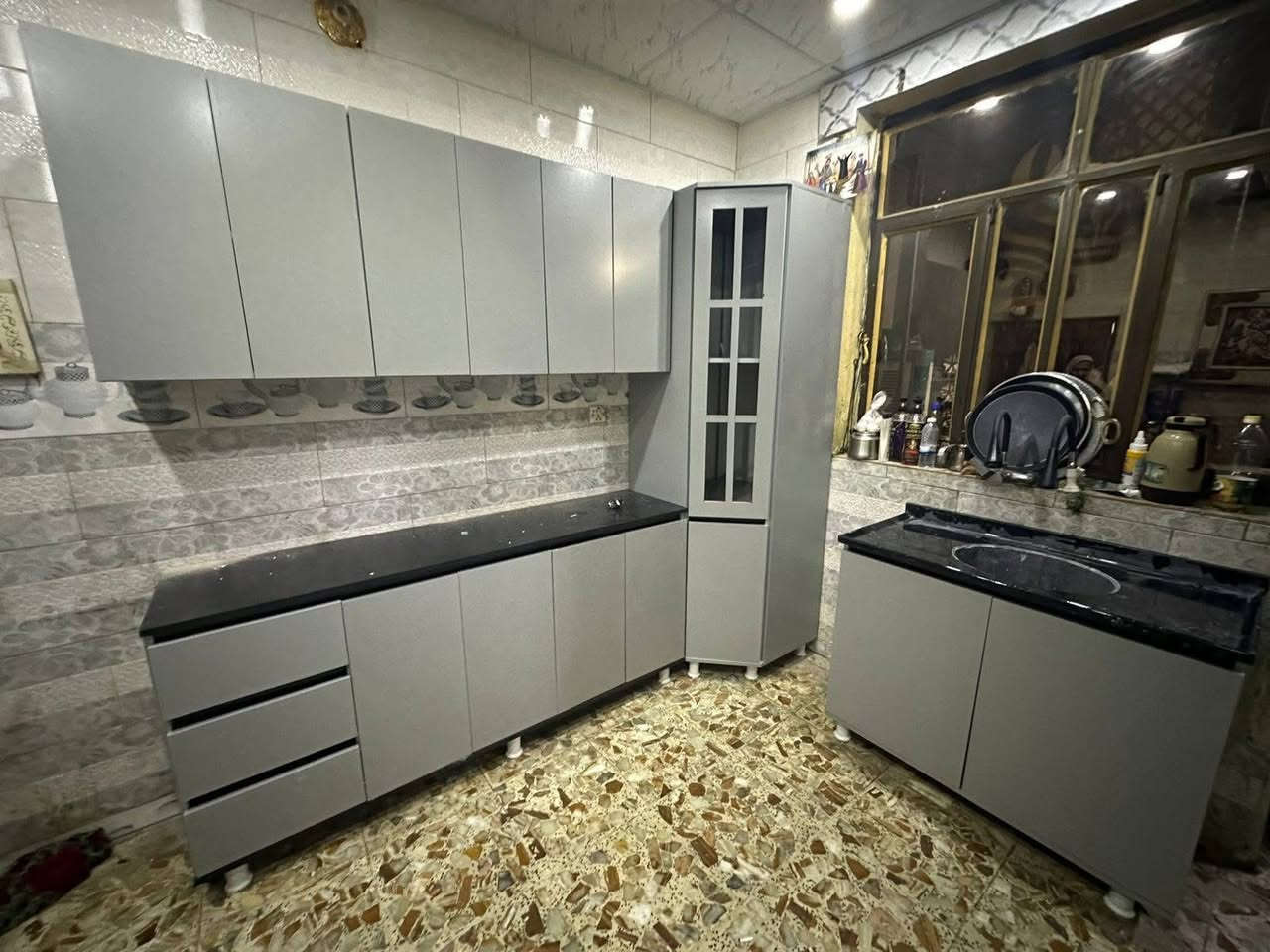 عروض العيد🔥 شد وتوصيل مجاني داخل بغداد .
الاسعار مناسبة جدًا 🤑
تتوفر لدينا كاونترات MDF داخل وخارج
كاونتر قياس مترين مع سنك متر ونص🔥625 الف فقط🔥
كاونتر مترين ونص ومع سنك متر ونص🔥675 الف فقط🔥
كاونتر 3متر مع سنك متر ونص 🔥750 الف فقط🔥
* لدينا قياسات جاهزة وايضًا تفصال 
حسب قياس وطلب الزبون🫶🏻

📍العنوان بغداد / شارع فلسطين - شارع الطارق 
مجاور علي ديكو للألبسة الرجالية 📍

⚠️العروض تشمل عمق 45 فقط + السنگ مرمر ⚠️

للحجز و الإستفسار يُرجى مُراسلتنا على الخاص 📥
✨مُدة التجهيز يومين فقط ✨


**إذا كنت صاحب هذا الإعلان وتريد حذفه لأي سبب، رجاءا أرسل رسالة إلى الدعم الفني**