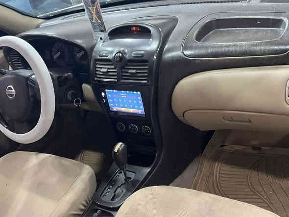 السلام عليكم نيسان مديل 12جاهزا مكينه جديده تبريد تتدفئه شغال سنويه لل 30 دولي بيهه قطعتين صبغ بدون داخل جاملغات الاماميه جاهزا من كلشي تحويل مباشر تخم تاير ستوني شاده كهربائيات شغاله الاستفسار تصال ع رقم ***********غير متواجد ع فيس السعر 92وبيهه مجال قليل
