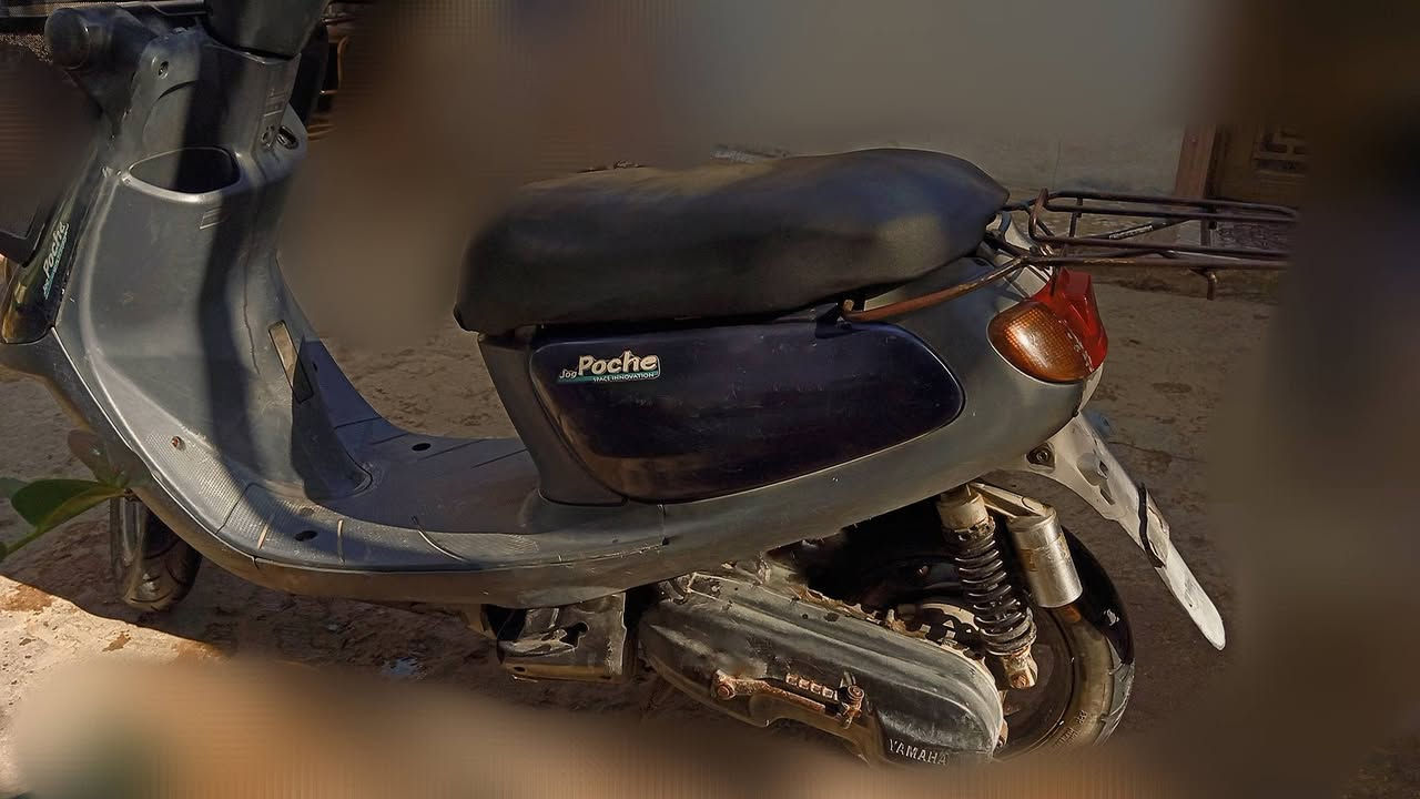 سلام عليكم  دراجه منغوليه للبيع موديل 2003 شاصي مكفول كهربأيات كله شغاله  الكيلو متر ودهن  محرك مجفت مرا وحده بس شغل مظبوط جداً  كفرات ابلاديه دبل ابلادي صالنصا ابلادي السعر300 وبيه مجال بسيط جداً لطيبين حك الجيه العنوان كربلاء حي العباس رقم التواصل ***********
