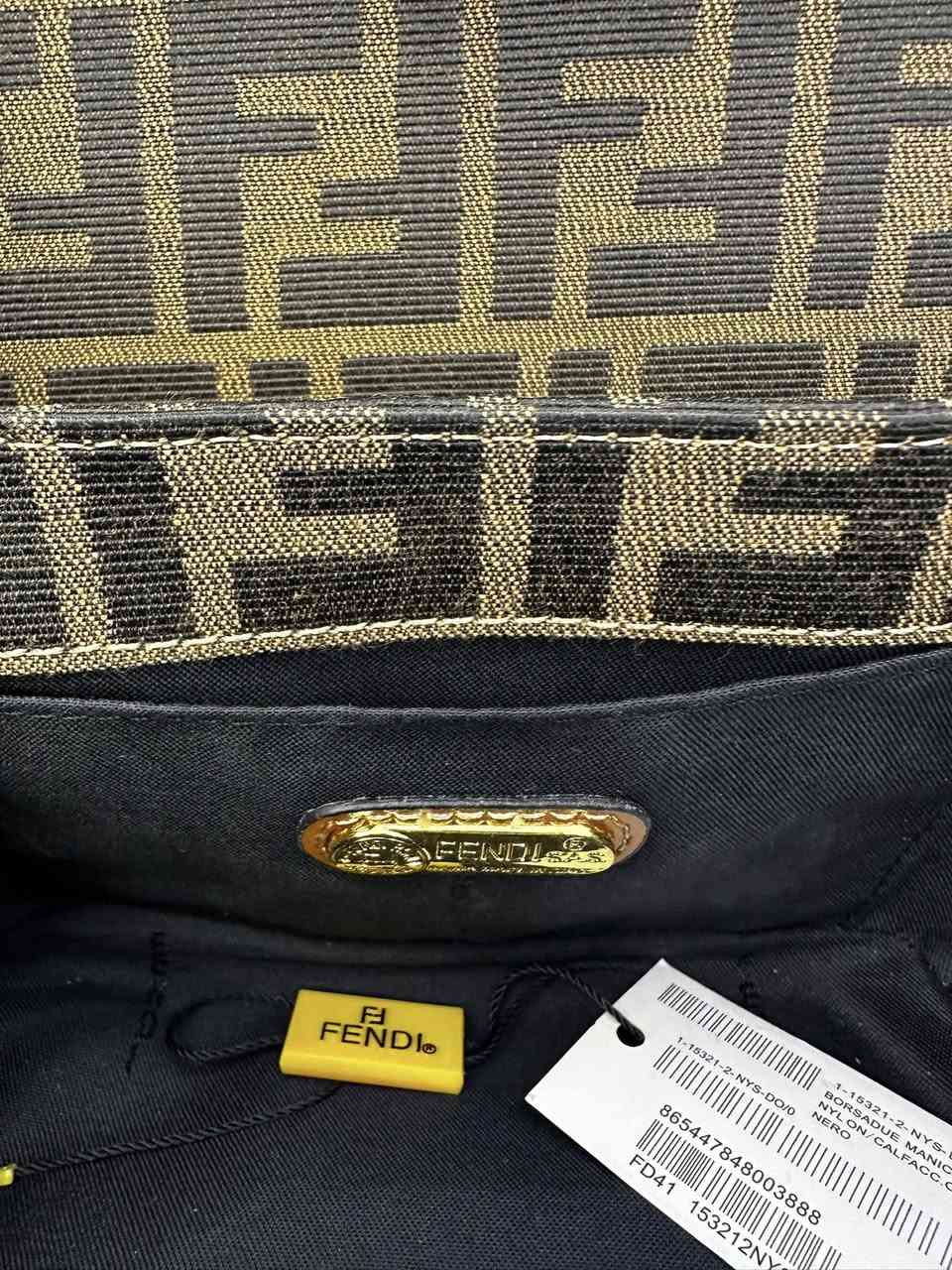 فندي كود 

@highlight


**إذا كنت صاحب هذا الإعلان وتريد حذفه لأي سبب، رجاءا أرسل رسالة إلى الدعم الفني**