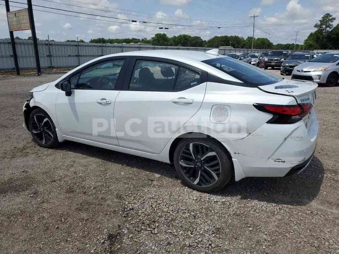 نيسان فيرسا2024 sr
٢٦٠٠٠km
نيو بارجه بوياغ و نيو پارجه pdr 
ره قم أربيل 
ايرباك شان و سوكان
رقم ته له فون 
***********
