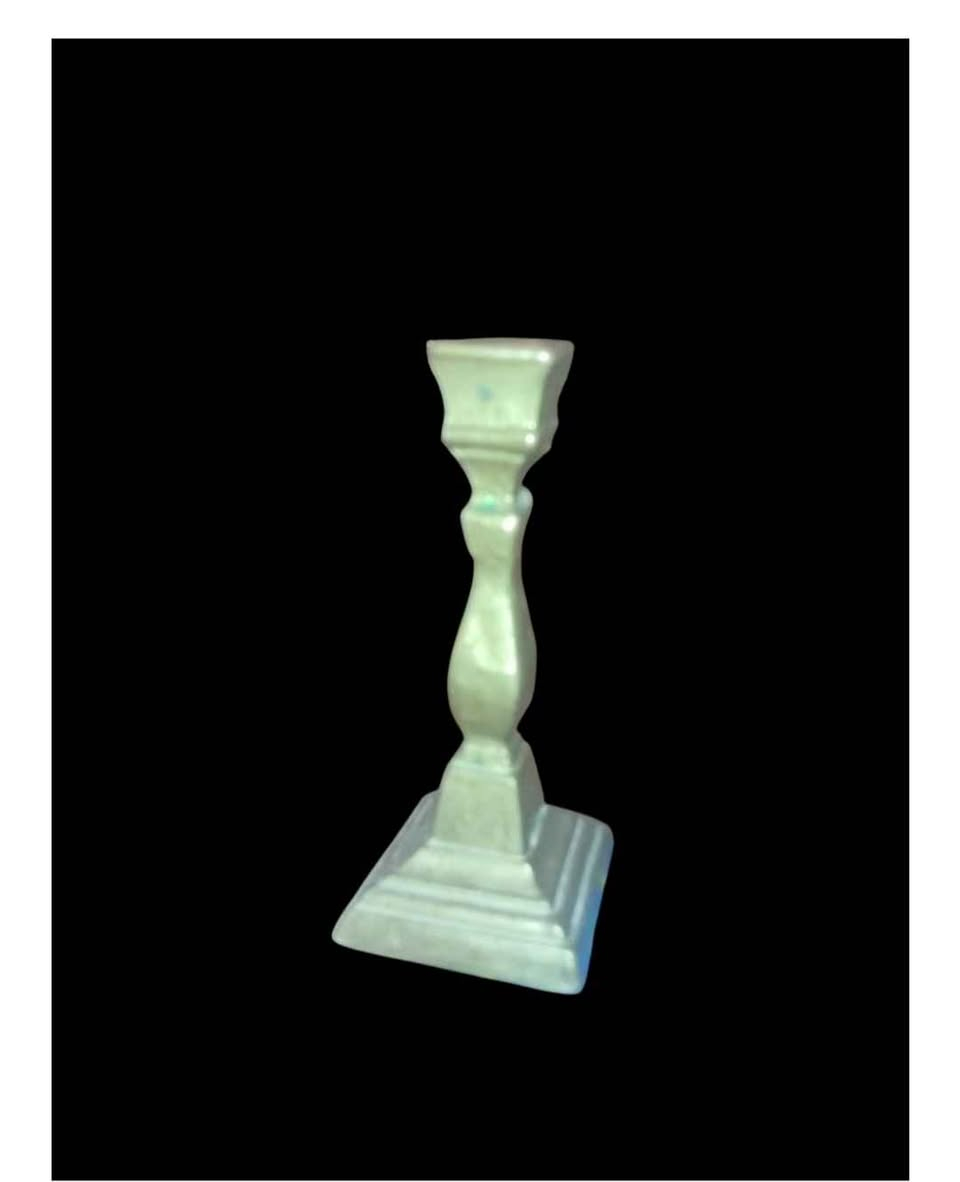 نحاسيات وتحف شمع دان
***********وتساب بغداد, العراق
