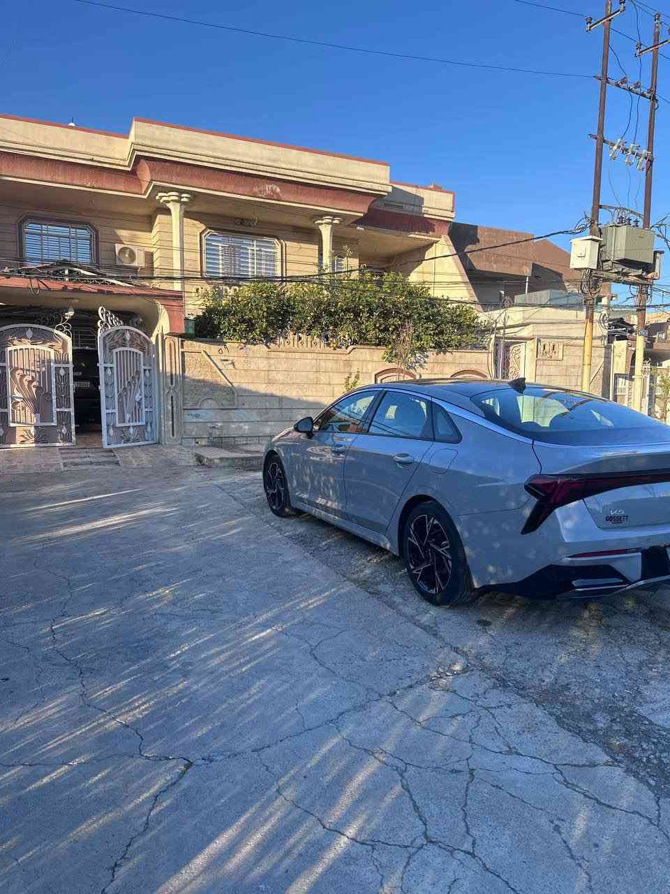 سلام عليكم
2025 K5 جي تي لاين فول للاخير 
 
ماشيه 15 الف ميل 
حادثها خفيف بابين مبدلات شركة .

السعر 208 . دفترين وعشرة 
رقم الهاتف : *********** متواجد واتساب ايضا 

مواصفات 
بصمه
بانوراما
كشنات تدفئه 
ستيرن تدفئة 
نضام صوت نشط للمحرك ( رياضي ) 
لايت امامي ذكي عالي وناصي Auto 
شاشه متصله حجم 12.3 
شحن هاتف لاسلكي 
ابل كار بلي اندرويد اوتو لاسلكي ( تلقائي )
قياده ذاتيه ؏ الخطوط السريعه
رادار كشف اللوحات المرورية 
ستيرن رياضي حرف D
هاند بريك بصمه
تشغيل عن بعد 
مثبت سرعه 
نضام ABS
مانع انزلاق حساس أطارات 
بك لايت ليد
كامره دواره
شاشه اعطال 
ويل كروم لونين
رادارات جانبيه 
رادار امامي وخلفي
مراقبة النقطة العمياء
رادار الخطوط البيضاء 
اشاير بالمري 
كشنات جلد 
مقاعد امامية كهرباء 
نضام قياده أيكو + سبورت +سمارت +نورمال
بلوتوث + aux + usb + type-c
فول تحكم ستيرن
كير أوتو + عادي
اوتو بريك  
‏ ‏الخريطة
توقف ذاتي عند الرجوع
صندوك بصمه
‏AUTO HOLD
نظام الملاحة
مصابيح خلفية LED
مصابيح ضباب LED
السياره وارد امريكي
