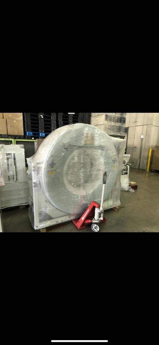 🔥 متوفر للبيع — جهاز مفراس طبقي CT Scan
من شركة Siemens الألمانية العالمية 🔥
✅ جودة تصوير عالية ودقة ممتازة
✅ مناسب للمستشفيات والمراكز التخصصية
✅ سرعة فائقة بإظهار النتائج
✅ تصميم عملي وسهل الاستخدام
✅ جاهز للعمل والفحص
📌 الجهاز مناسب لـ: ✔️ تصوير الدماغ
✔️ الصدر والرئة
✔️ العظام والحوادث
✔️ البطن والأوعية الدموية
💎 أداء قوي واعتمادية عالية من Siemens
💎 فرصة ممتازة للمراكز الراغبة بالتطوير بأجهزة عالمية
📞 للاستفسار والتفاصيل والأسعار:***********
🚚 تجهيز ونصب وتشغيل متوفر
🔧 دعم فني وصيانة متوفرة
#أجهزة_طبية
#CT_Scan
#Siemens
#مفراس
#أجهزة_أشعة
#معدات_طبية
