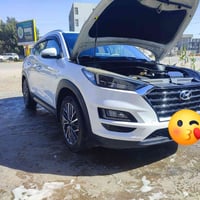 توسان2019 خليجي فول موصفات 1/1  الكاصد  ماشيه 83 حقيقي  السياره مكفوله...