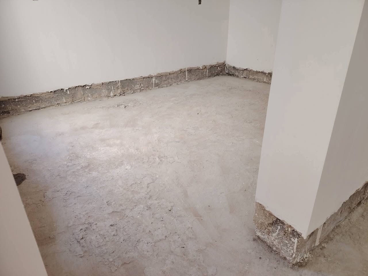 سلام عليكم  /  يوجد كادر عمل جاهز /  تصعيد مواد /  تنضيف بيوت /  تفليش /  تكشيط /  دفن نهري /  شقلنه ليل ونهار /  ومعداتنه جاهزه  ومالك دخل بكلشي تأخذ شقل جاهز مني سلمني شقل وتأخذ شقل جاهز / ماعليك بس تصال على رقم /// ***********
