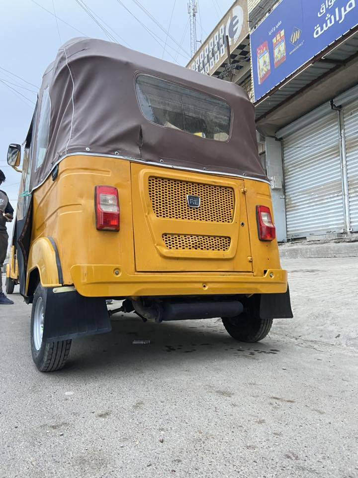 سلام عليكم تكتك للبيع 21وجبه اوله رقم وسنويه مصبوغه عام كشره بي شويه ملاحضات المكينه مكفوله من التنقيص وتبخير مكاني سبع قصور رقم ***********
