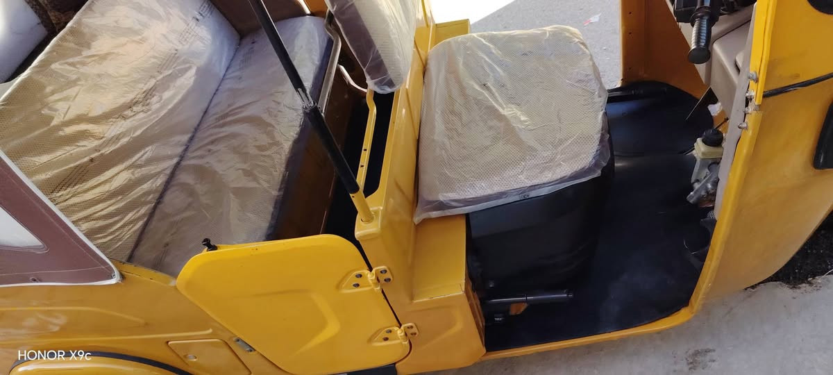 تكتك ٢١ شهر ٥ بيه شبر بلصفحه معمر وبارد بلغد لباقي مكفول مكينه مكفوله فقط زنجيل تخم تاير جبلي دوشه  جديده. تكتك جاهزة ***********الحسينيه الراشديه
