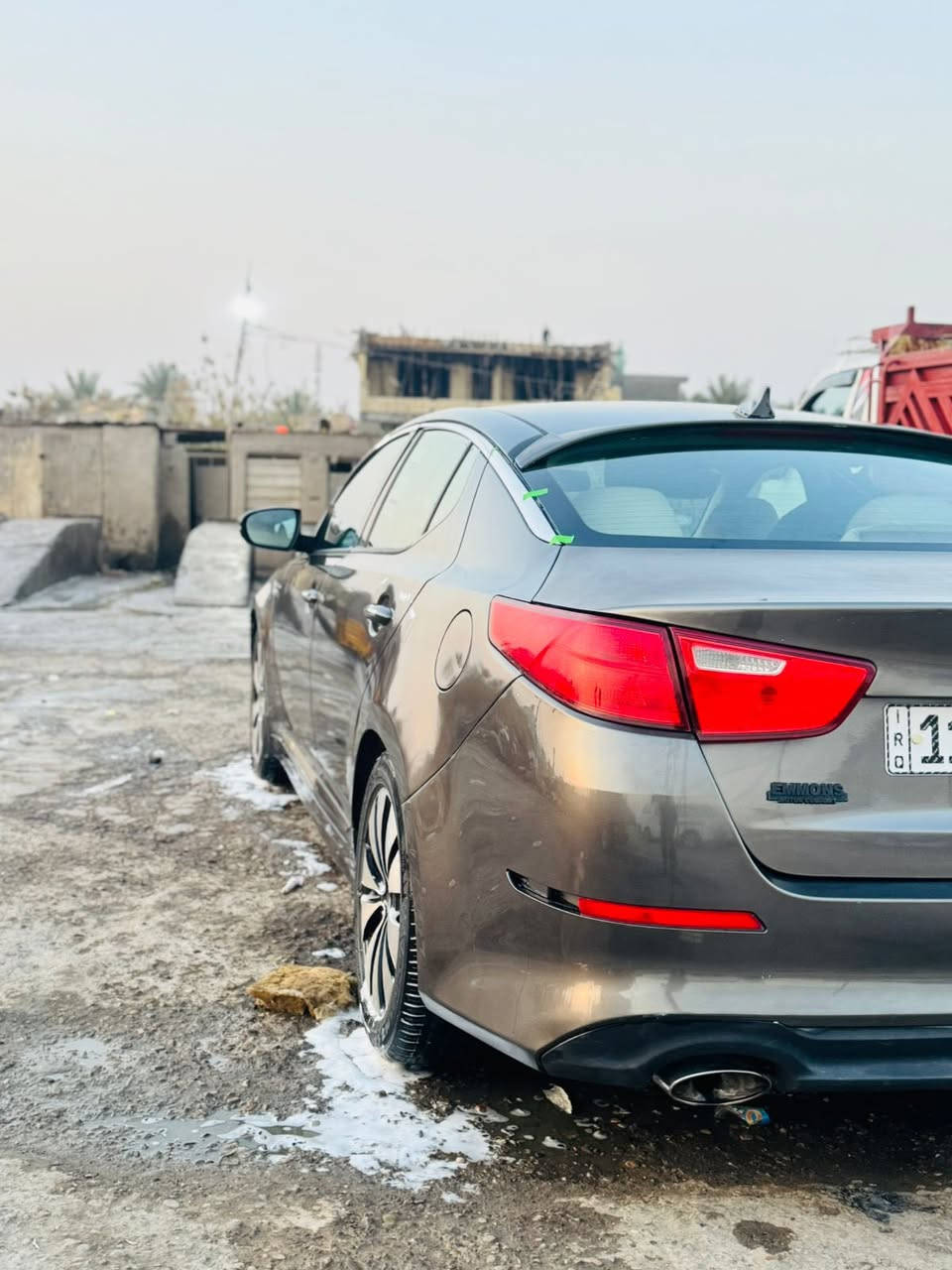 السلام عليكم كيا أوبتيما 2014 امريكيا حادثها دعامية فقط وبيها صبغ 3 قطع السيارة تبريد تدفئة خير من الله مكينة كير السعر 105 وبيها مجال مكانها بغداد للاستفسار  هـ ***********
