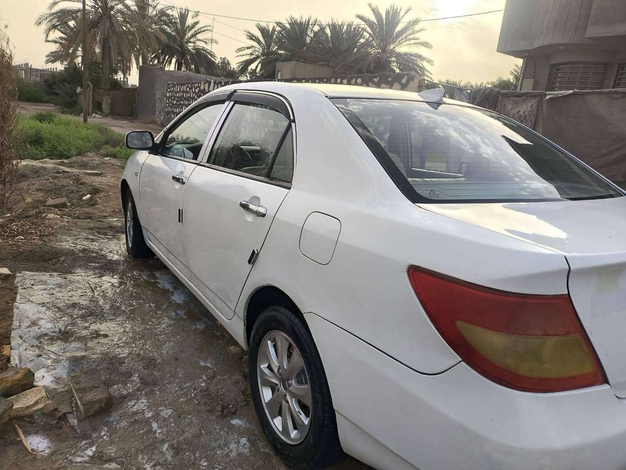 السلام عليكم...
للبيع BYD بي واي دي f3 موديل12 گير اوتوماتيك رقم بابل بأسمي  مكينه وكير وتبريد خير من الله هزه جديده بيه فقط جاملغ ايسر الامامي تبديل فقطططط مكاني السياره بابل السعر 55 وبيه مجال .... الاتصال ع هذه الرقم ***********
