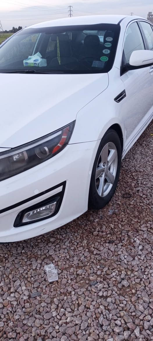 كيا أوبتما 
رقم بغداد 
سنويه لل27
كير ومحرك مكفولات 
ماشيه 88 حقيقي
تبريد ثلج 
حداديه تخم تاير 
تحكم استيرن اشاير مري
غرفه نظيفه جدآ 
اقل ضرر بالسيارات بالامريكي 
السونار مرفق مع الصور 
بيه بارد قليل جدآ بالجاملغ الخلفي الايمن شبر
السعر 115 وبي مجال 
العنوان،، النجف الاشرف 
 ***********
