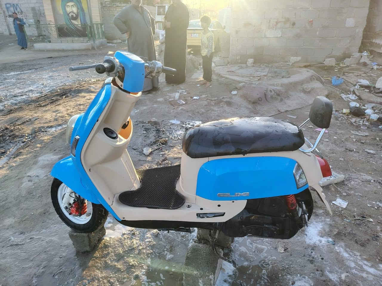 دراجه ماكس بوليسي وياه وصله 600 الف بيه مجال
***********
