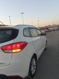 كارينز 7 راكب • محرك ٢٠٠٠ • ٢٠١٤