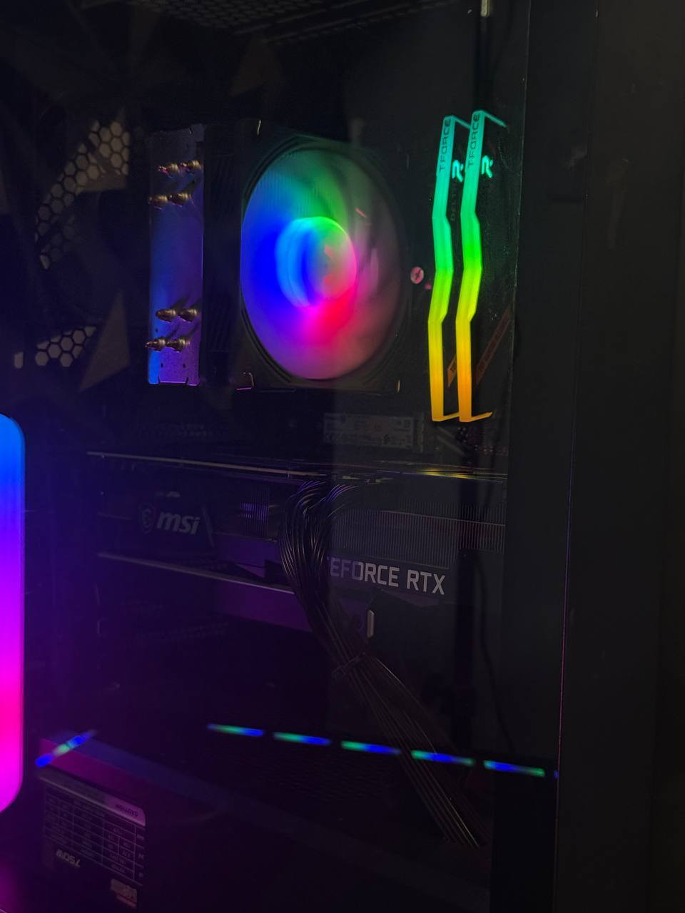 السلام عليكم RTX 3070Ti
R5 5600X

B550M AORUS ELITE 

RTX 3070TI 8GB MSI VENTUS 3X

TFORCE 3200MHZ 16GB 8x2

M.2 1tb KINGSTON

COOLER MASS S4000

CASE GAMEDIAS

PSU 750W BRONZE

سعرها 1,200,000 الف دينار 

واعتذر ما اكدر ابيع قطع

مكاني بغداد منطقة الكراده 📌

رقم *********** 📞
