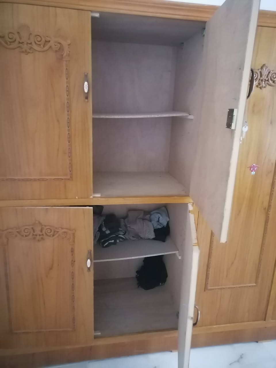 كنتور للبيع ٢٢٥
***********
