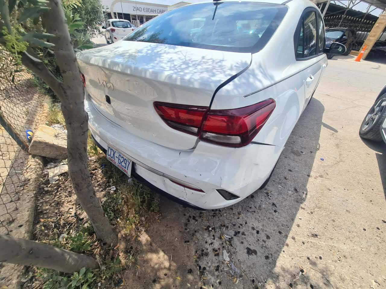 السلام عليكم 
🚗 للبيع – كيا ريو 2022 🚗
🔹 الموديل: 2022
🔹 اللون: أبيض
🔹 العداد: 38 ألف كم
🔹 التسجيل: ديالى (جديد)
✅ السيارة جديدة ونظيفة جداً
✅ بدون صبغ أو تبديل نهائياً
✅ فقط بارد أسفل الحوض (مذكور بكل أمانة)
❌ الدعامية غير مصبوغة
💰 السعر: 14,000 دولار
📞 للتواصل: ***********
(((  ملاحظة نحن مكلفين بالنشر فقط  )))
