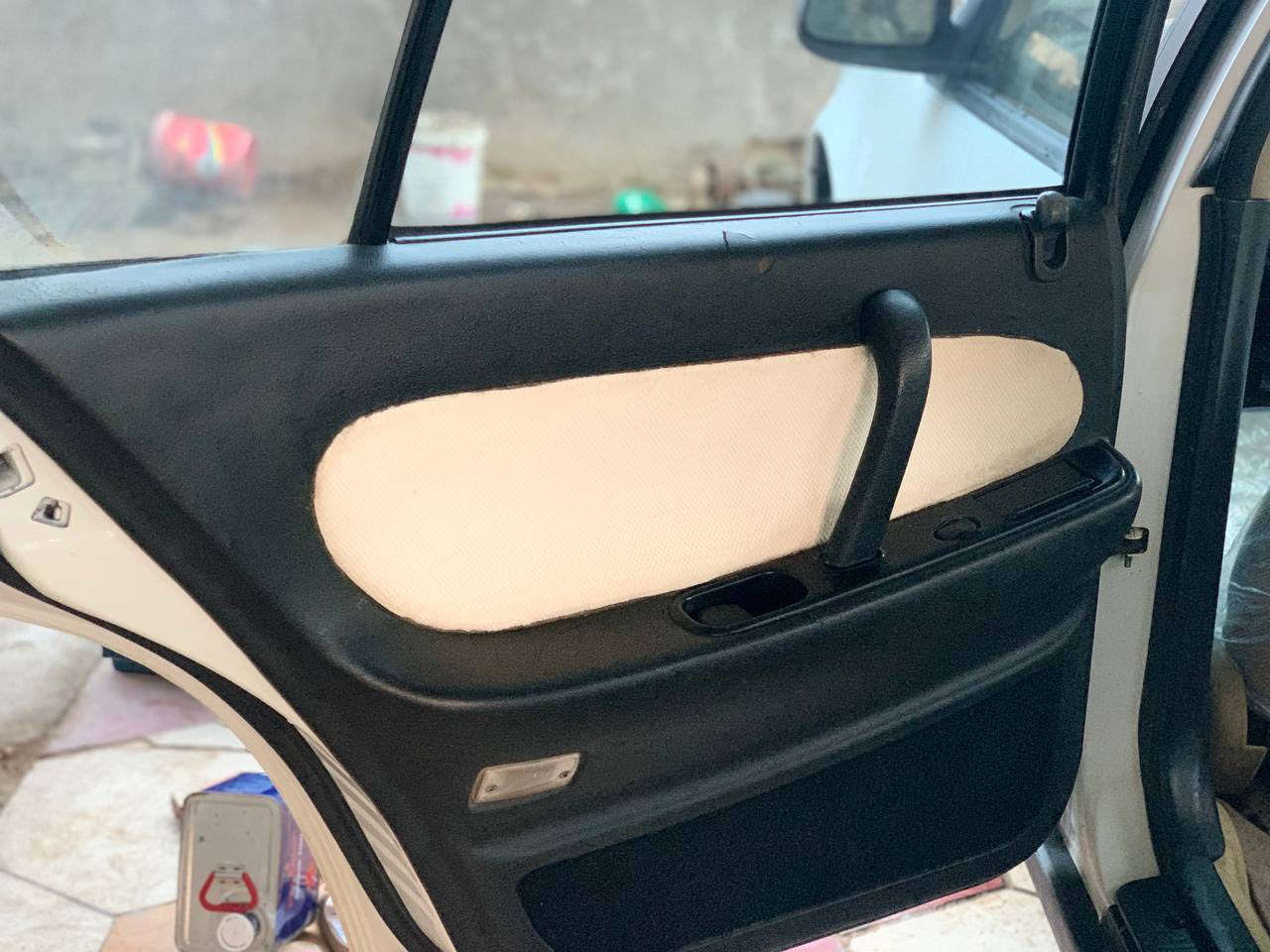 سلام عليكم البيع نيسان مكسيما مصبوغه حزام حداديه تخم تاير كله جديد كير ومحرك جديد كهربائيات كله جديد نضيفه حيل ربع متصرف عليه جاهزه  الاستفسار      ***********
