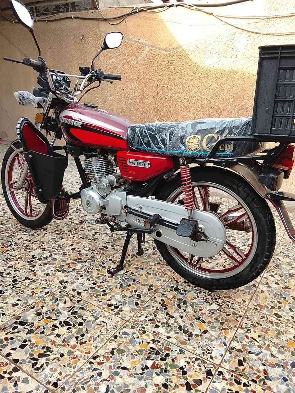 السلام عليكم دراجه ايراني موديل 2020 اوراق موجودة اصلي ،كهربائيات الكل شغالة،مكينة مكفولة وخرسة،السعر500وبيها مجال
التواصل واتساب***********
