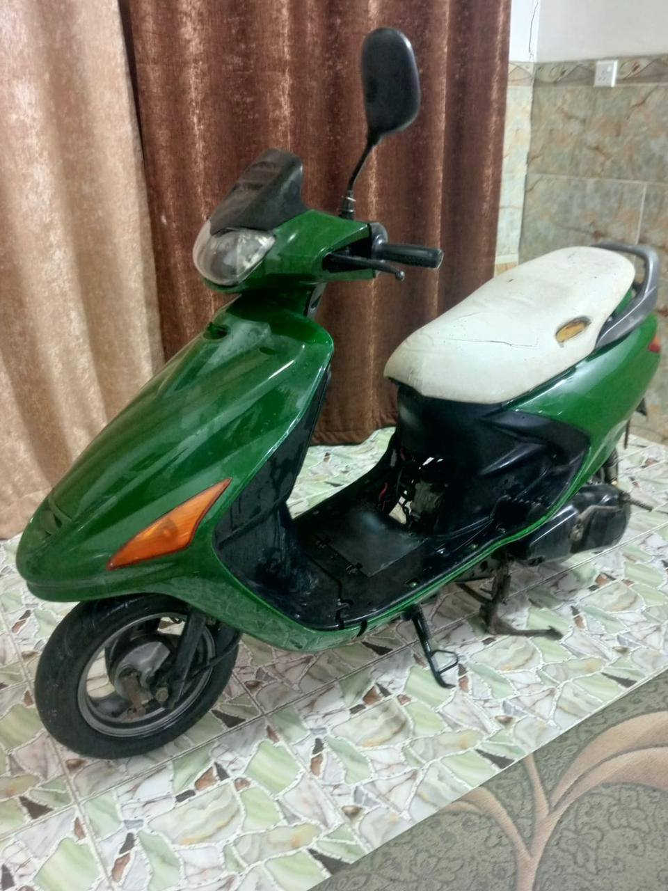 سلام عليكم
دراجه فراشه فحل دراجه كامله نكره سلف كهربائيات كامله
لايت عالي ناصي
كيج شغال 
مكينه  مفتوحه مره وحده مبدل بستم شغل درجه اولى
صالنصه رياضي اف ام
سلف هندر تشتغل 
كامله مكمله 
سعرها ٣٢٥ 
مكانها ناحية طليعه
غير متواجد على الفيس موجود اتصال وكذالك واتس0789 157 8098
غير متواجد على الفيس
