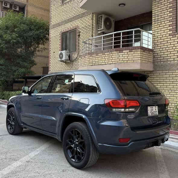 🔥 جيب لمتدد ثمانينة 2021
ماشيه 41 الف 
✅ الموديل: 2021
✅ المحرك: 3.6  V6 – قوة وأداء رياضي
✅ الفئة: لمتدد ثمانينة 
✅ صبغ دعامية امامية فقط وبارد بحافة الجاملغ
✅ بدون ايرباك 
✅صور الحادث موجودة بالمنشور
✅ كير ومحرك كفالة عامة

  رقم بغداد الجديد بسمي هزة وسنوية جديدة 

✨ مواصفات السيارة
🔸بصمة تشغيل + بصمة ابواب
🔸 رادار امامي ( مانع تصادم)
🔸 فتحة سقف (بانوراما)
🔸 مقاعد كهرباء + خزن
🔸 سستم صوت الباين + دمام خلفي
🔸تدفئة تبريد بالمقاعد 
🔸 تدفئة مقود (ستيرن)
🔸ويل حجم 20
🔸صندوق كهرباء  
🔸 مقود كهربائي بتحكم جانبي – تجربة قيادة مريحة 
🔸 شاشة الحجم الكبير
🔸 + تبريد ثنائي القطعة – رفاهية متكاملة
🔸 نظام قيادة رياضي 
🔸 نظام وسائد هوائية كامل (Airbag System) – حماية قصوى
🔸 إضاءة ليزرية + لايت زينون + بك لايت LED – رؤية استثنائية
🔸 حساسات أمامية وخلفية – سهولة في الركن والمناورة
🔸 أريل نافيكيتر  لمسة فخامة وتقنيات حديثة
🔸 كامرة خلفية 

السيارة جديدة جداً وبدون اي نقص نظيفة كلش من جميع النواحي تشغل وتطلع مبيها مصرف ولا دينار و السيارة بالحقيقة احلى من الصور وكل التفاصيل مذكورة بالمنشور 
واسف عالاطالة🌸

📍 العنوان: بغداد - حي الجامعة 
💵 السعر : 29500$ بي مجال 
📞 للاستفسار 
📱***********
