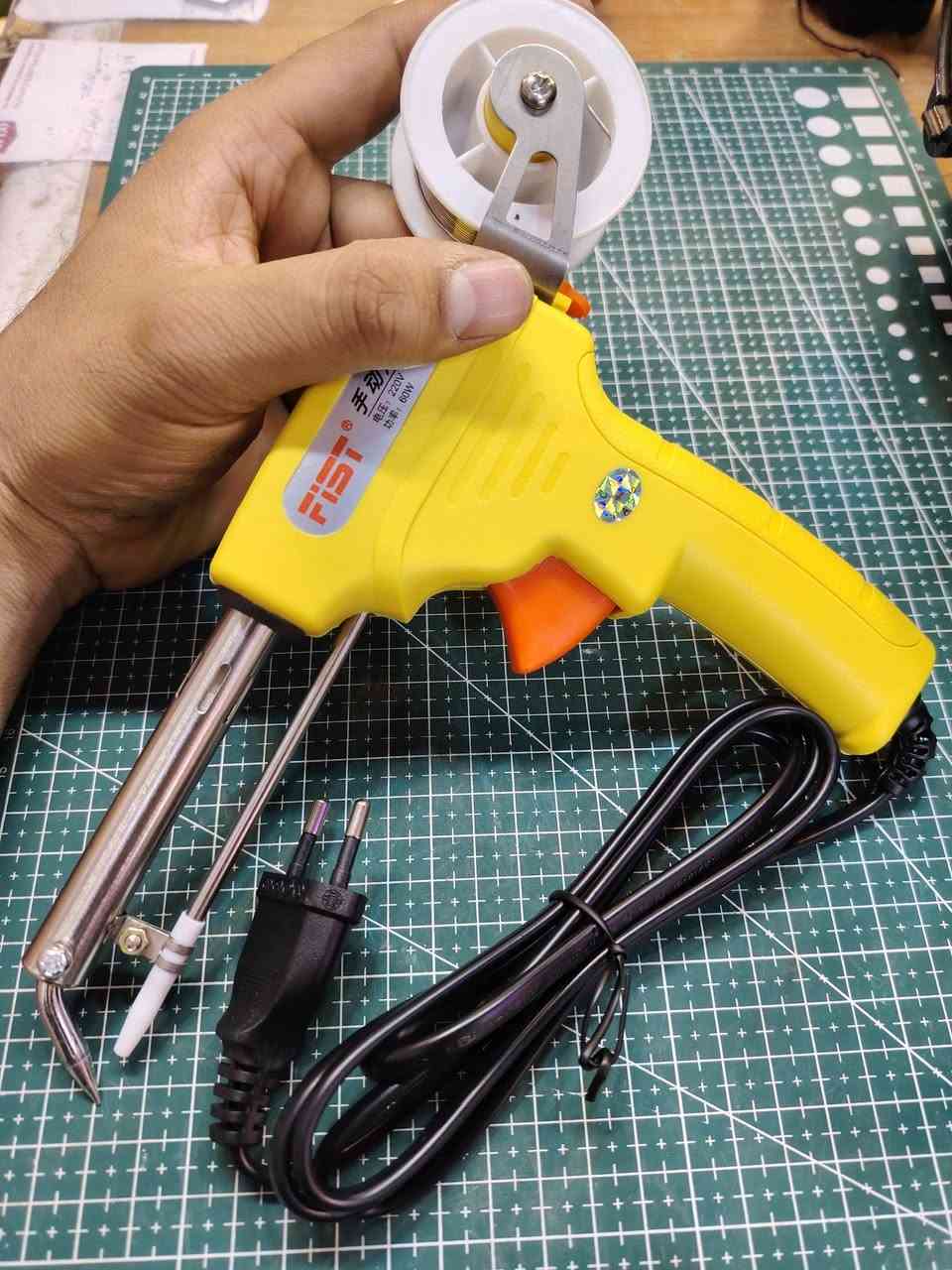 10 آلاف سعر الكاوية المسدس ( خصم 44.4% )
لا 25 ألف ولا 18 ألف

كاوية ممتازة جداً والتجربة داخل الفيديو ، وسهله الأستخدام  جداً  ، شغلة مرتبة ونظيفة .
 
ملاحظة : السعر بدون الصولدر .
يوجد توصيل لكافة محافظات العراق


**إذا كنت صاحب هذا الإعلان وتريد حذفه لأي سبب، رجاءا أرسل رسالة إلى الدعم الفني**