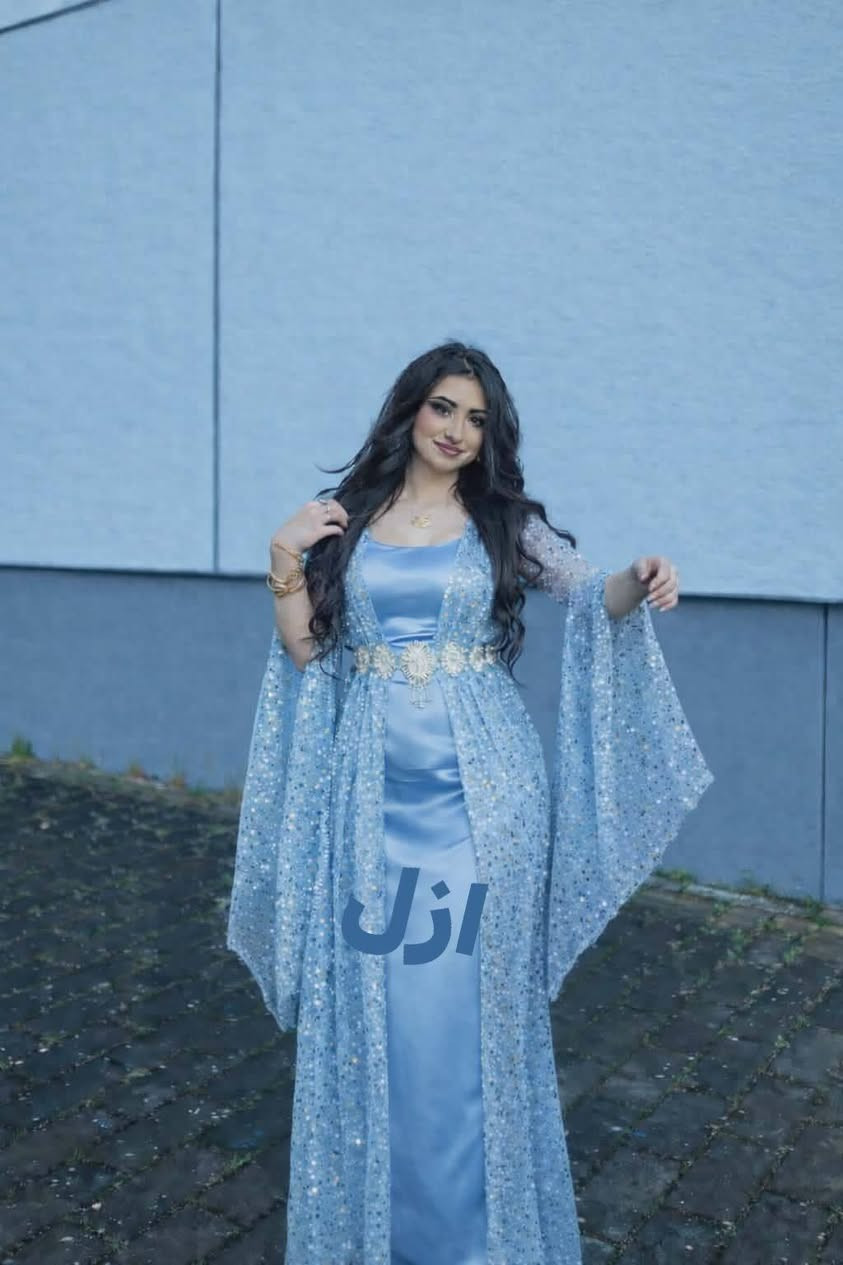 متوفر الآن ✨ ستايل كردي راقي
خامة فخمة ✨ قياسات مضبوطة
اختاري أناقتك اليوم 🤍


**إذا كنت صاحب هذا الإعلان وتريد حذفه لأي سبب، رجاءا أرسل رسالة إلى الدعم الفني**