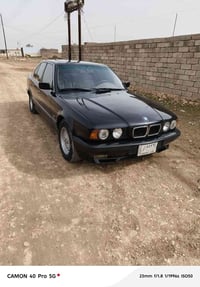 بي ام 525  اخواني BMW للبيع  مكينه 525 كبس عدل المرغوب  موديل 1991 محد...