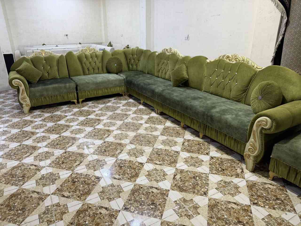 ئةم قةنةفةمةليكيية 
بؤفرؤشتن ١٤نةفةريية 
توركيية بيعيبة بةلوكي ماوةتو 
ژم***********
شوين كةلار
