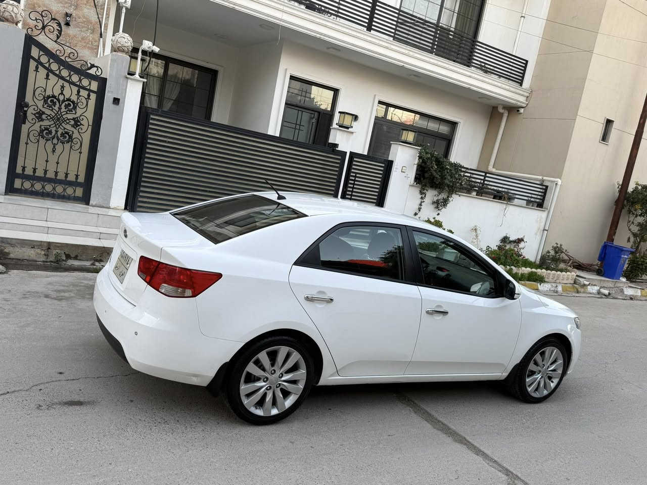 سيارة سيراتو خليجي موديل 2011
شرط كير محرك مامفتوحه صدر امامي خلفي جازها اربعه تايرات جددت تحويل مباشر موصفات معروفه سيارة مكفوله كفاله عامه وسونار مرفق مع صوره سعر 117
***********
