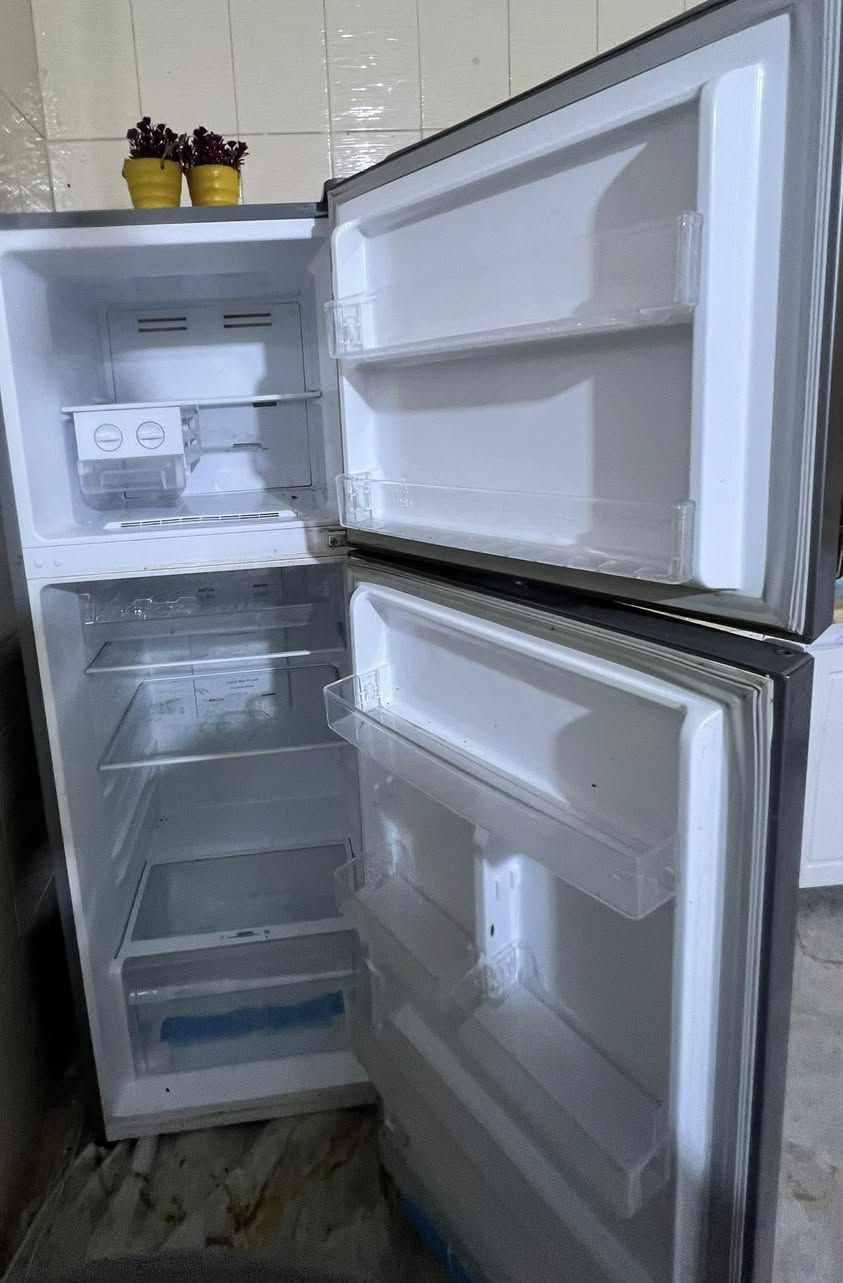 غسالة الحافظ اوتوماتيك شغالة للبيع
مبردة جديدة بعدها للبيع 
ثلاجة الحافظ بخاخ عاطلة للبيع
الناصرية /شارع الامام علي


**إذا كنت صاحب هذا الإعلان وتريد حذفه لأي سبب، رجاءا أرسل رسالة إلى الدعم الفني**