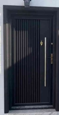 متوفر لعمل أبواب شبابيك محجراة سقائف أسعار مناسبه جدآ 07887098594