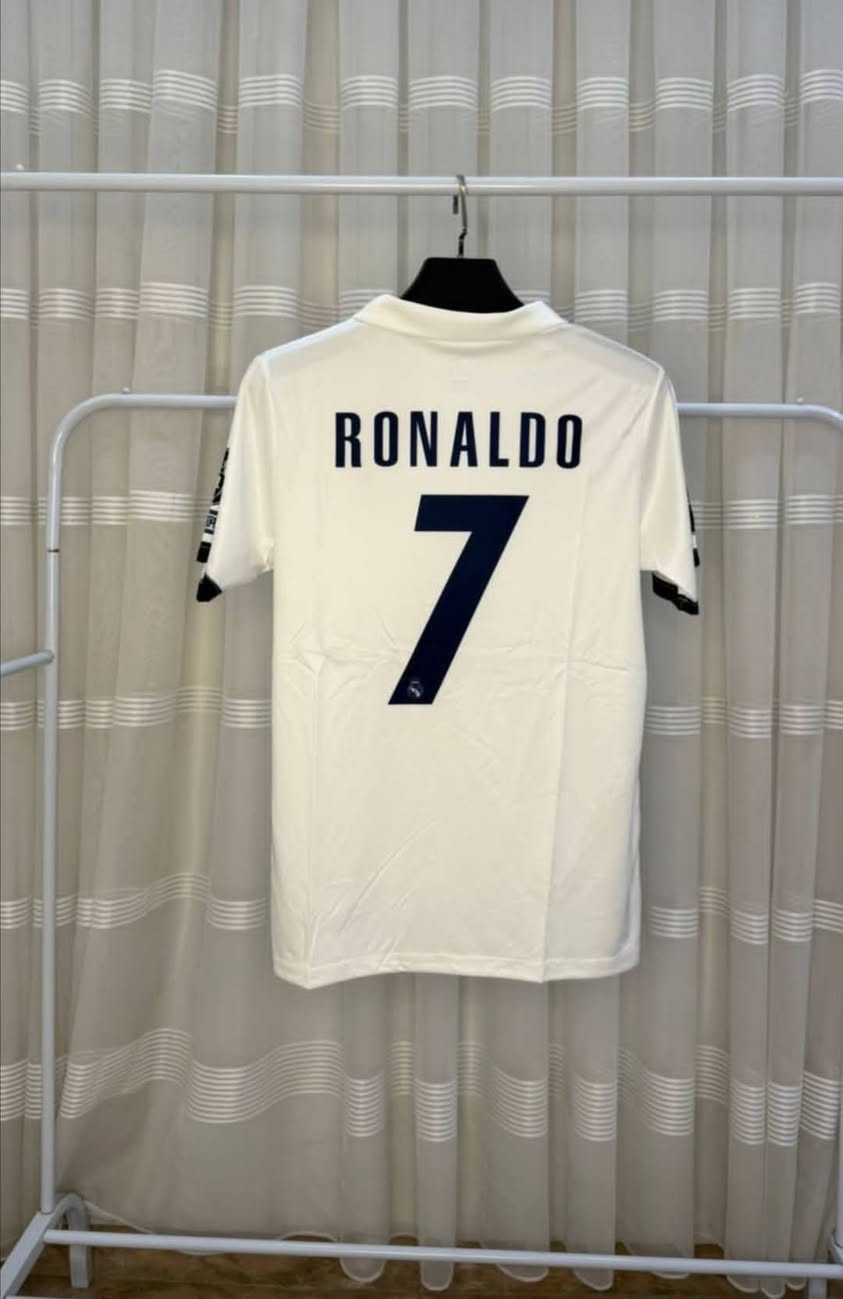 للفخامه عنوان ✨🎁
تيشترت ريال مدريد باسم ورقم الأسطورة رونالدو 
باجات دوري الابطال 

نسخه لاعب 
خامه فلتر تايلندي 🇹🇭
السعر مفاجئة علق بتم 

كمية محدوده سارع بلحجز 👕✨🎁✅


**إذا كنت صاحب هذا الإعلان وتريد حذفه لأي سبب، رجاءا أرسل رسالة إلى الدعم الفني**